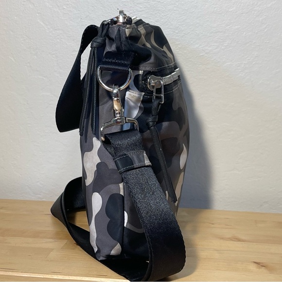 shortyLOVE Amuse camo medium tote bag - Picture 2 of 13